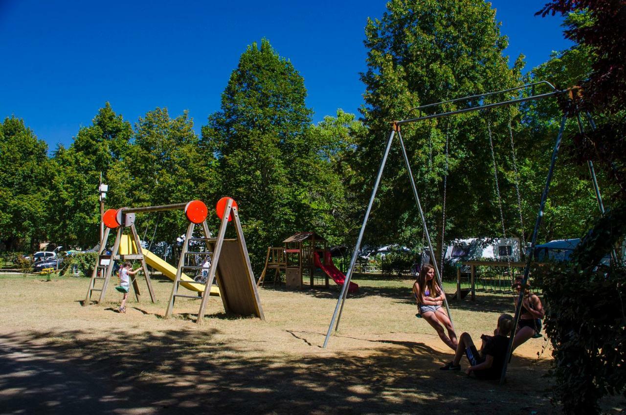 Camping Paradis De Maillac Sainte-Nathalene Экстерьер фото
